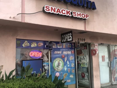 La Mosquita Snack Shop 1 1
